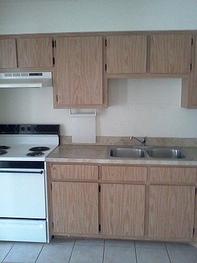 3rd image of 214 Hancock Bridge Pkwy APT 3