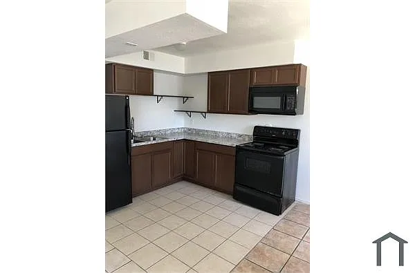 Building Photo - 4727 Corsaire Ave