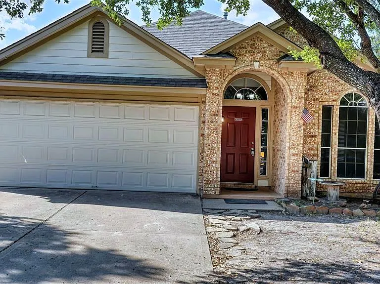 711 House Creek Dr — Photo 3