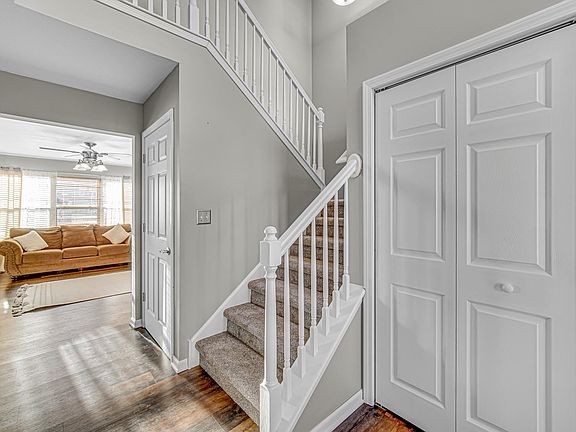 4th image of 16268 W Carlow Cir