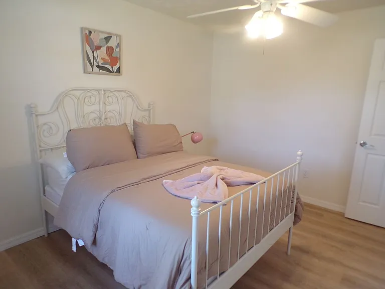 1148 Salina Ave — Photo 11