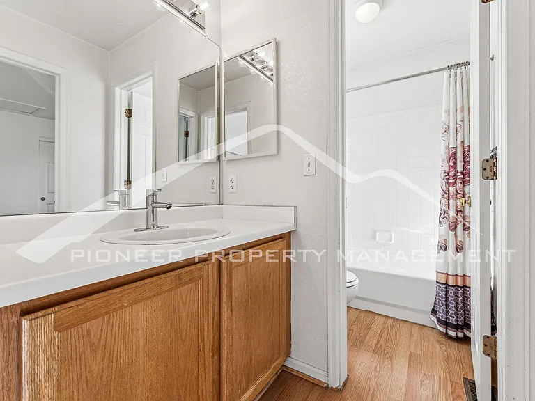 802 Timothy Dr — Photo 12