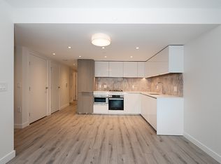 1107 Richards St #1004, Vancouver, BC V6B3E6