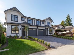 1969 148a St #102, Surrey, BC V4A6G5