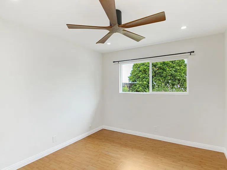 25121 Monte Verde Dr — Photo 12