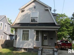 504 E 4th Ave, Monmouth, IL 61462