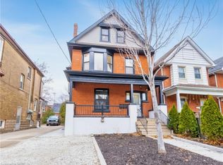 204 Balsam Ave S, Hamilton, ON L8M 3B8
