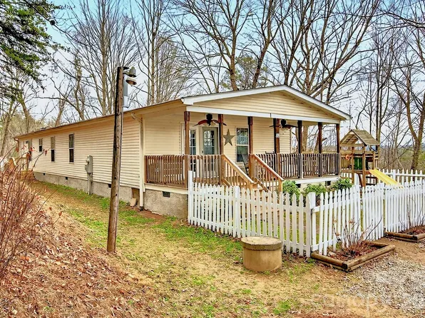 88 Windy Hl, Old Fort, NC 28762