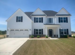 580 Appalachian Trl S, Jacksonville, NC 28546