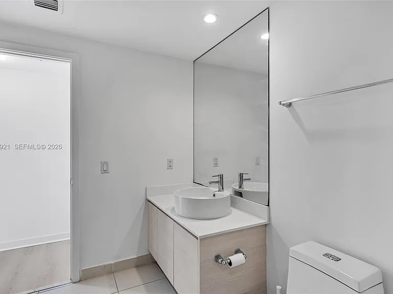 4250 Biscayne Blvd #914 — Photo 12