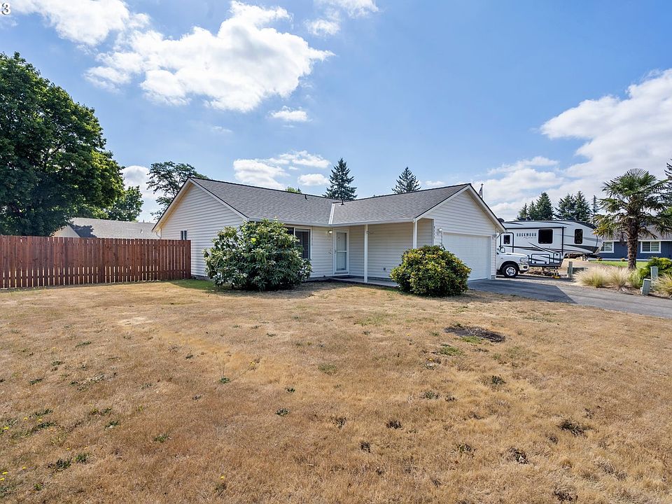 1st image of 8111 NE 151st Ave