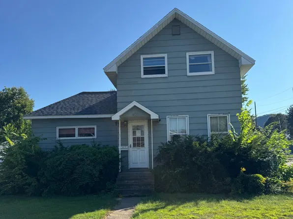 429 W Mark St, Winona, MN 55987
