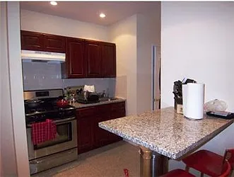 Rented by R New York