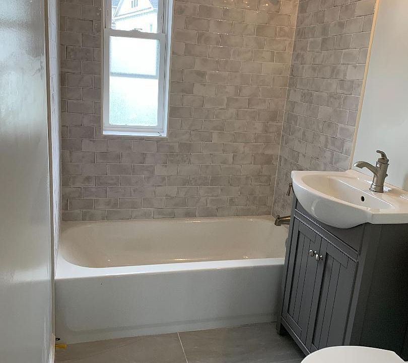 1st image of 4352 N Pershing Dr APT 2