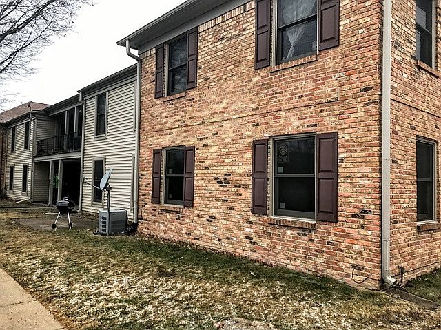 1st image of 1743 Sussex Walk APT B