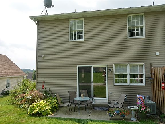 4th image of 907 Stoneridge Blvd
