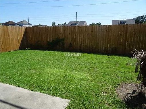 4th image of 75 Carriage Ln #A