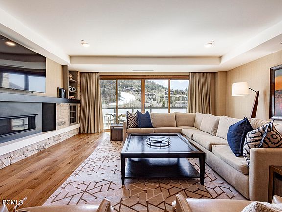 4th image of 2290 Deer Valley Dr E #201