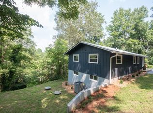 16 Maxies Cor, Franklin, NC 28734