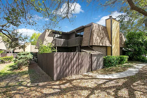 611 Olympic Dr #B-4 Photo 1