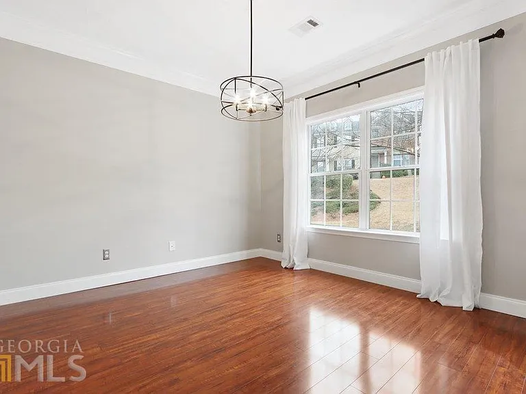 512 Blossom Way — Photo 14