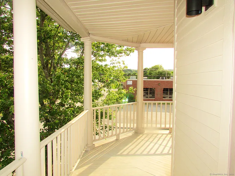 146 Pearl St #U2 — Photo 16
