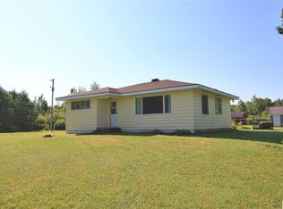 3952 E Baumgartner Rd, Superior, WI 54880
