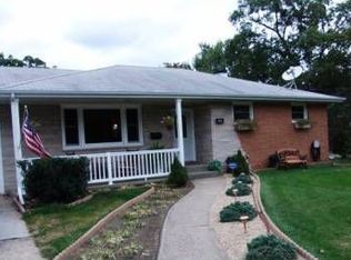 522 Van Buren Ave, New Chicago, IN