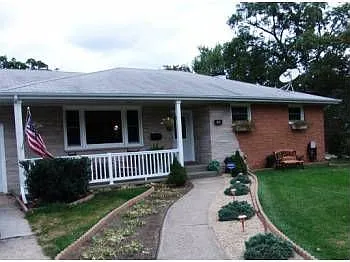 522 Van Buren Ave photo 1