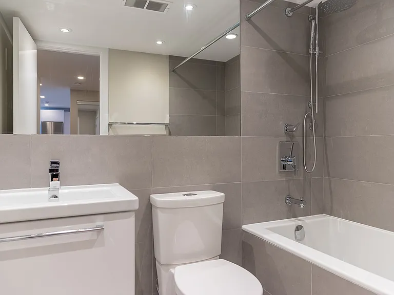 730 Saint Clarens Ave — Photo 18