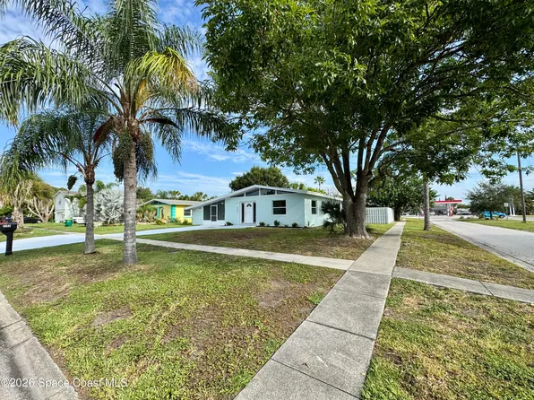 2252 Laden Rd, Melbourne, FL 32935