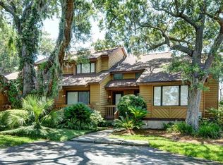 251 Moss Oak Ln, Saint Simons Island, GA 31522