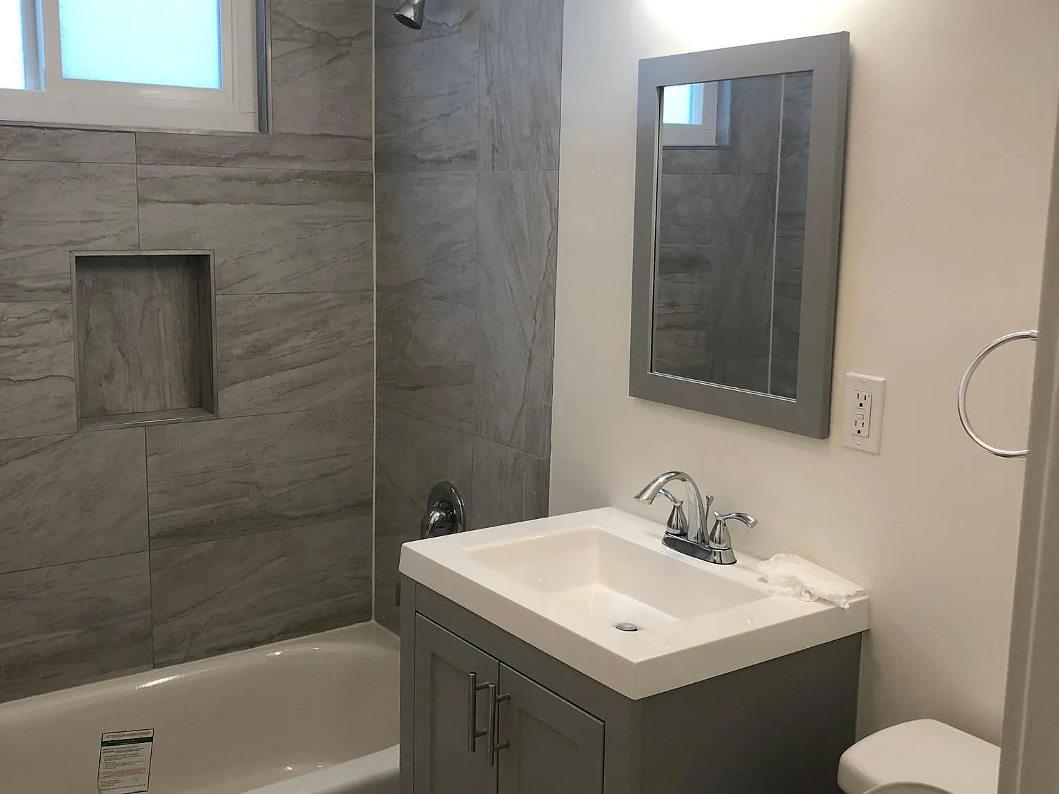 1 bed, 725 sqft, $2,499 — Photo 1
