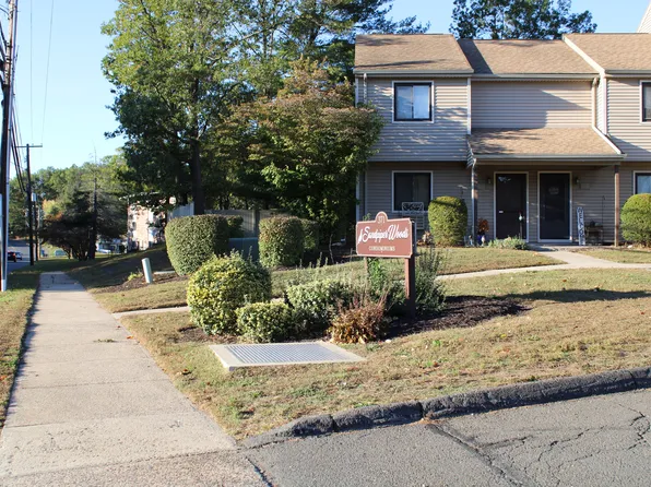 371 Emmett Street APT 6, Bristol, CT 06010