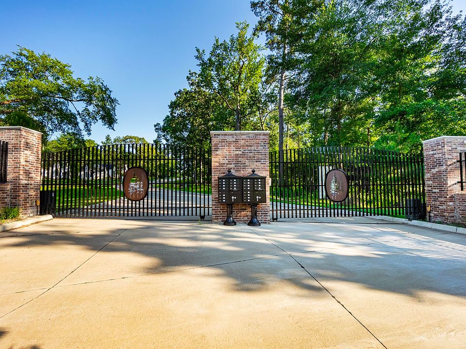 1st image of 207 Longleaf Dr