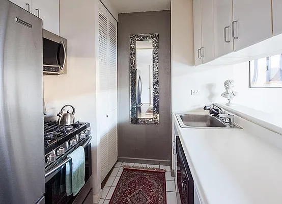 Sold by Warburg | media 15