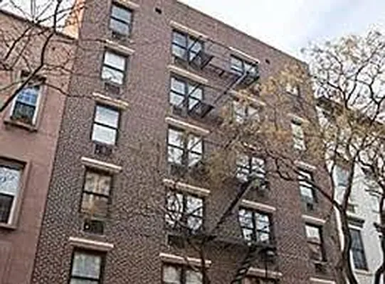 Rented by Compass | media 23