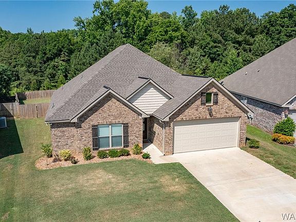 3rd image of 11420 Belle Meade Way