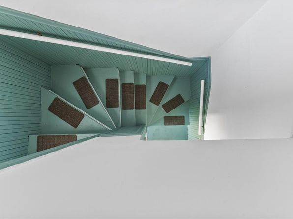 61 Wealth Ave FLOOR 3