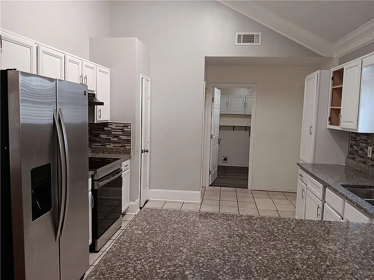30 Rainey Way — Photo 21