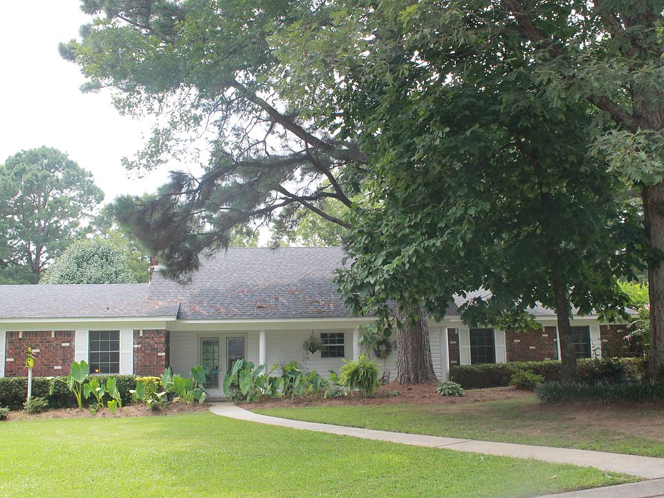 landscaped front yard