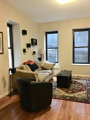 Rented by Charles Coutinho LLC | media 22