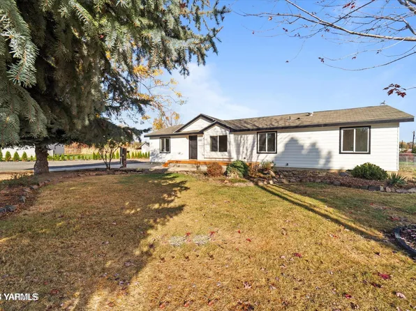 3302 S 101st Ave, Yakima, WA 98903
