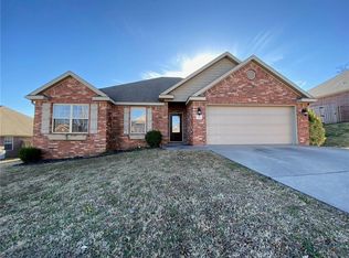 500 Asboth Dr, Centerton, AR 72719