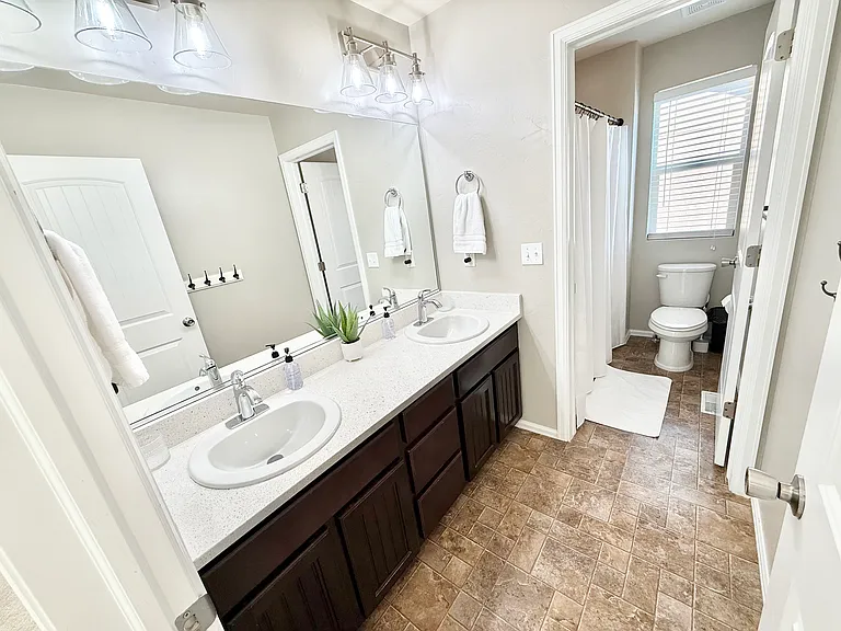 1867 E Chimney Stone Ct — Photo 19