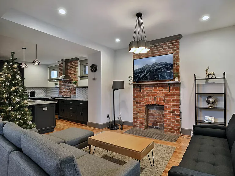 927 E Livingston Ave — Photo 29