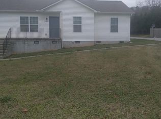 3911 Valley View Dr NE, Knoxville, TN 37917