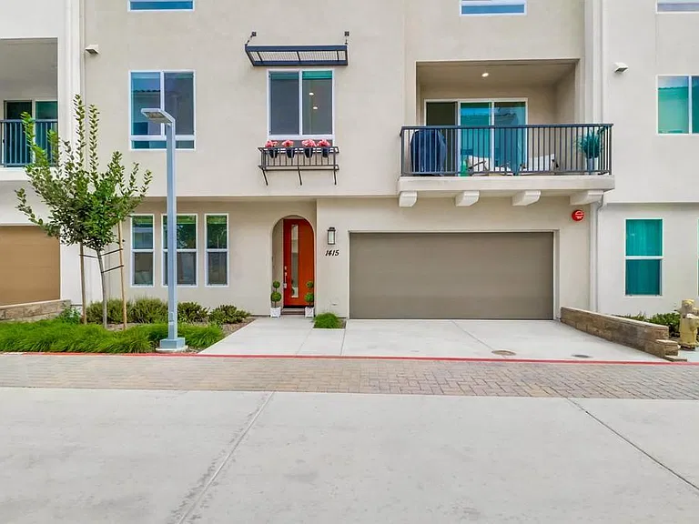 1415 El Nido Dr — Photo 3