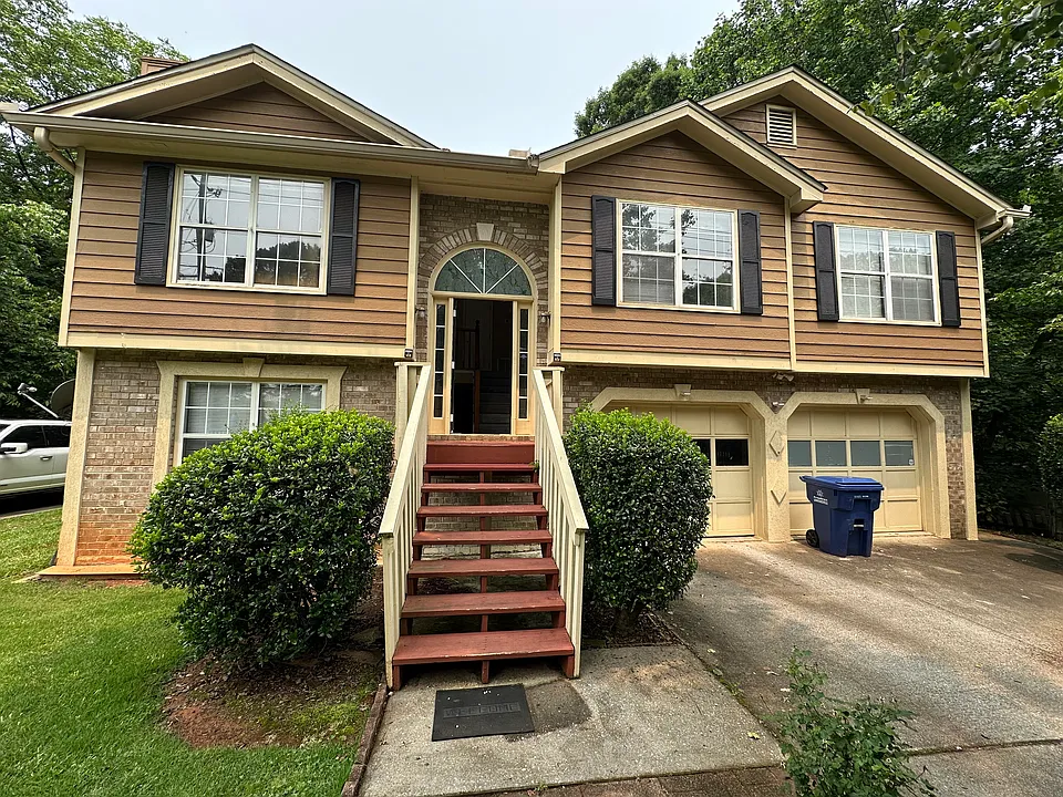635 McCart Rd