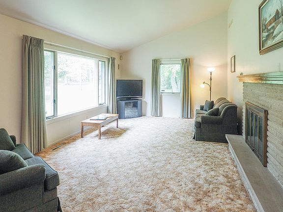 10075 E. HJ Ave-104